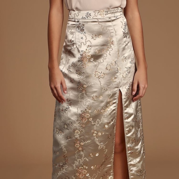 Gold Jacquard Slit Skirt - Picture 3 of 9